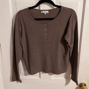 Brown 1/4 button down top
